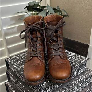 Frye Sabrina boots size 6 in the cognac color.